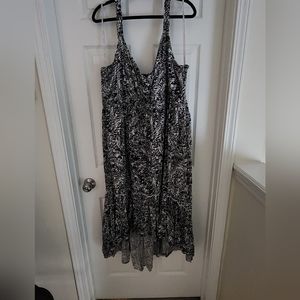 Jessica Simpson black and cream hi-lo, sleeveless dress.